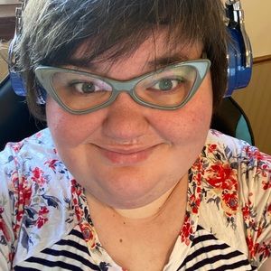 Meet your Posher, Becky